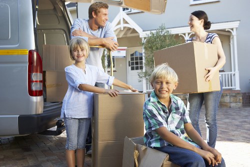 Crystal Palace man and van service for nearby residential and business moves
